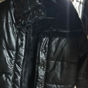 NWOT BLACK over sized puffer jacket!